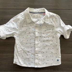 Zara baby white button down shirt with triangle pattern